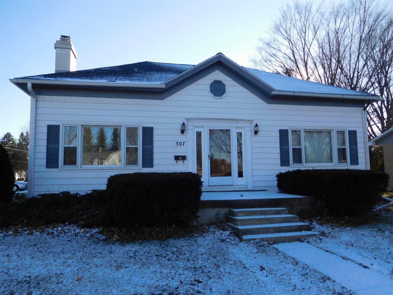 307 10th Ave, Antigo, WI 54409 MLS 22006833 Redfin