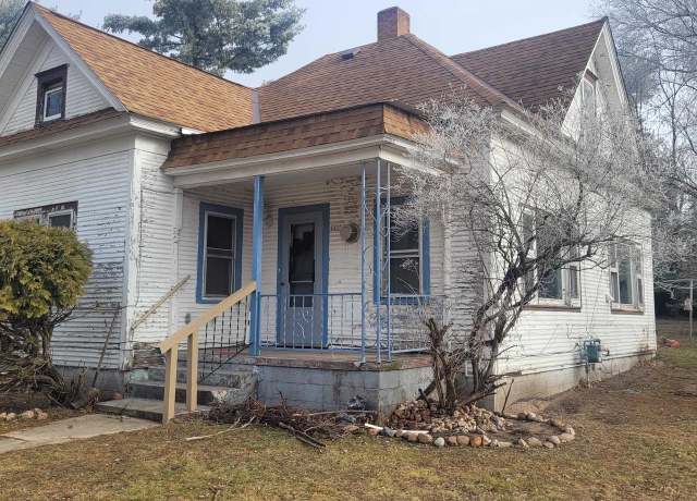 Property at 212 N Main St, Hancock, WI 54943, 3 beds, 1 bath