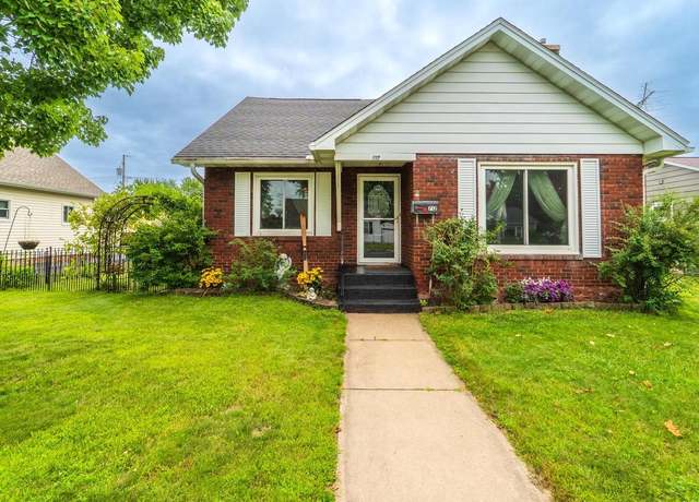 Property at 712 8th St, Mosinee, WI 54455, 4 beds, 2 baths