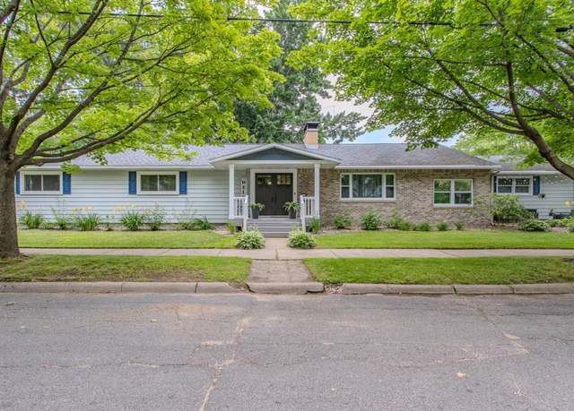 Property at 2315 Emerson St, Wausau, WI 54403, 3 beds, 3 baths