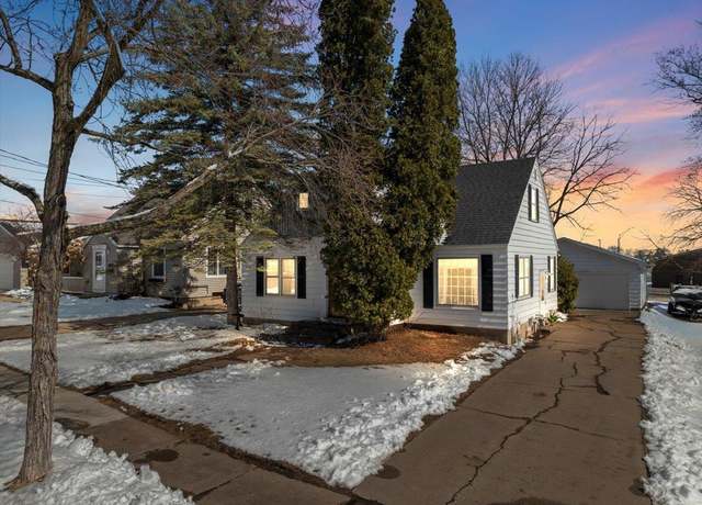 Property at 301 S Concord Ave, Marshfield, WI 54449, 3 beds, 1.5 baths