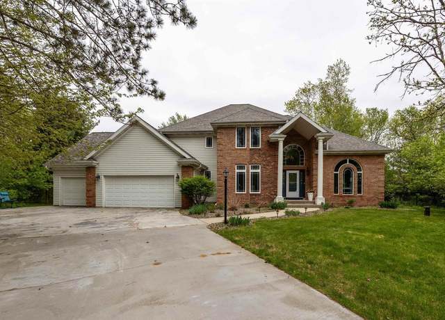 Property at 5760 Regent St, Stevens Point, WI 54481, 4 beds, 2.5 baths
