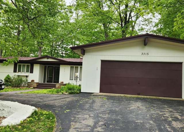 Property at 3315 N 12th St, Wausau, WI 54403, 4 beds, 3 baths