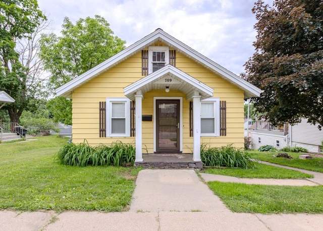 Property at 709 Brown St, Wausau, WI 54403, 2 beds, 1 bath