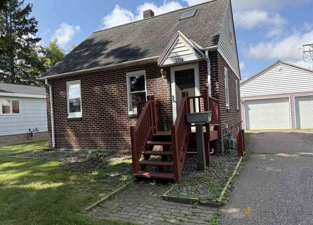 Property at 1024 N 10th Avenue North, Wausau, WI 54401, 2 beds, 1 bath