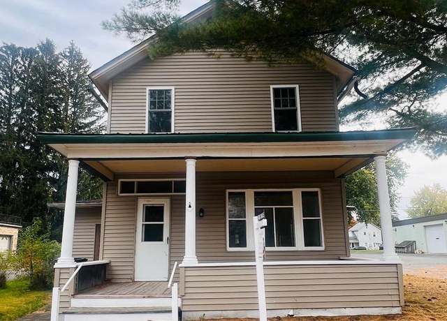 Property at 110 N Main St, Greenwood, WI 54437, 4 beds, 3 baths