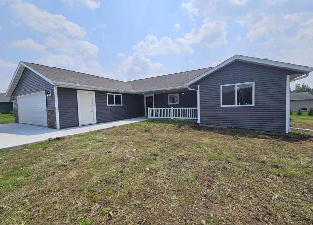 Property at 118311 Sunset Ridge Dr, Stratford, WI 54484, 4 beds, 2 baths