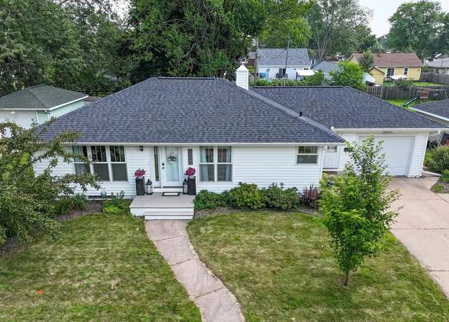 Property at 1121 13th Street South, Wisconsin Rapids, WI 54494, 3 beds, 2 baths