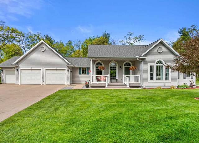 Property at 3820 Heritage Ridge Dr, Wisconsin Rapids, WI 54494, 3 beds, 3.5 baths