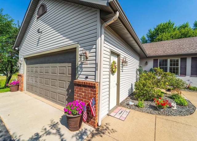 Property at 3102 Foxtail Ct, Weston, WI 54476, 3 beds, 3 baths