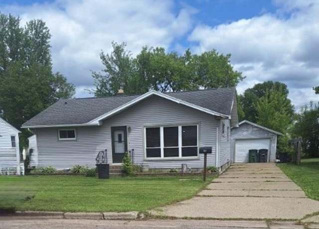 Property at 161 S 20th Ave, Wisconsin Rapids, WI 54495, 3 beds, 1.5 baths