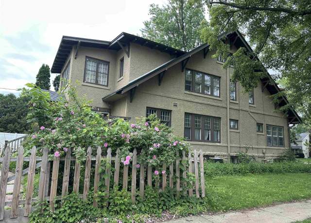 Property at 411 Witter St, Wisconsin Rapids, WI 54494, 5 beds, 1.5 baths