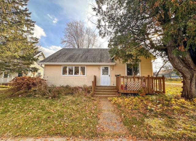 Property at 457 Jackson Ave, Phillips, WI 54555