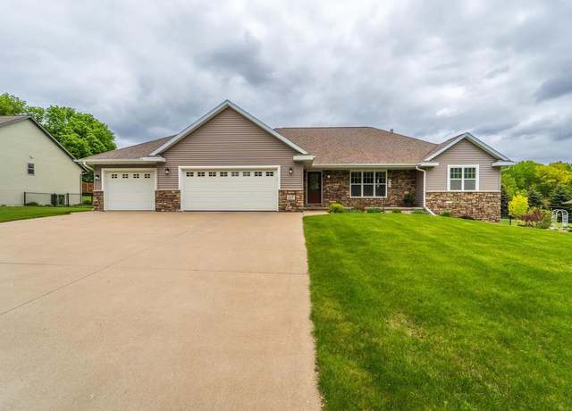 Property at 117 Aspen Grove Ln, Wausau, WI 54403, 4 beds, 3 baths