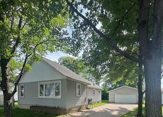 Property at 330 13th Street North, Wisconsin Rapids, WI 54494, 2 beds, 1 bath