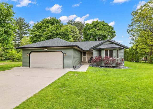 Property at 3420 Sampson St, Wisconsin Rapids, WI 54494, 4 beds, 2.5 baths