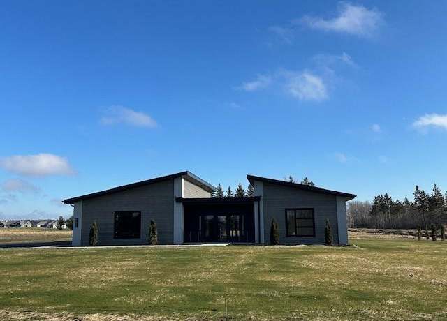 Property at 11913 Fairway Dr, Marshfield, WI 54449, 3 beds, 2 baths