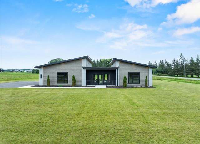 Property at 11913 Fairway Dr, Marshfield, WI 54449, 3 beds, 2 baths