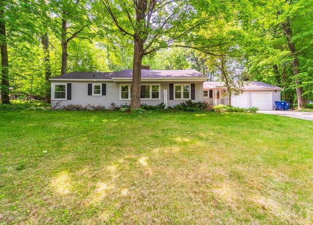 Property at 1015 E Crocker St, Wausau, WI 54403, 3 beds, 1.5 baths