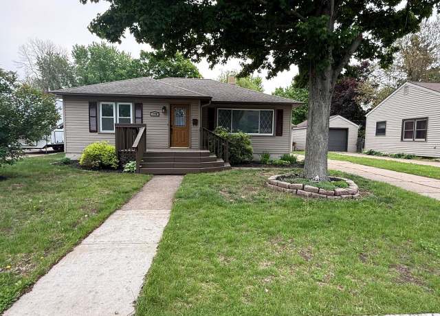 Property at 1770 Smith St, Wisconsin Rapids, WI 54494, 3 beds, 2 baths