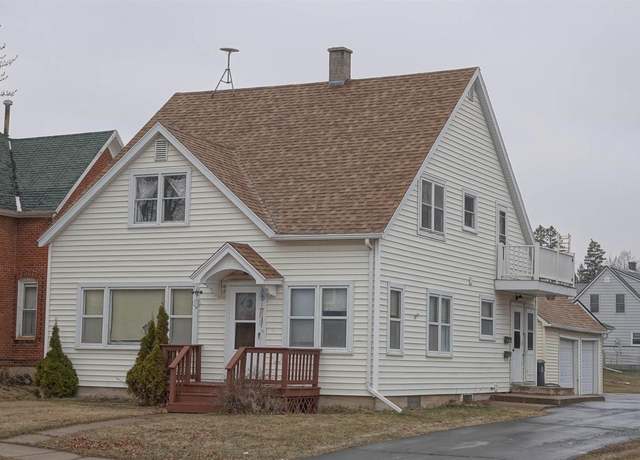 Property at 717 E Broadway Ave, Medford, WI 54451, 4 beds, 2 baths