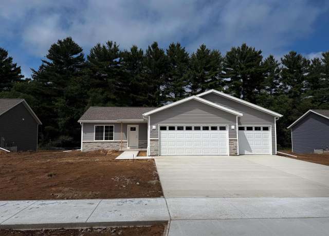 Property at 3710 Muskie Dr, Weston, WI 54476, 3 beds, 2 baths