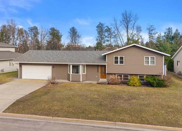 Property at 2111 Sherri Ln, Wisconsin Rapids, WI 54494, 4 beds, 2.5 baths
