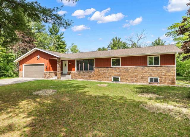 Property at 1940 Easlan Dr, Plover, WI 54467, 4 beds, 3 baths