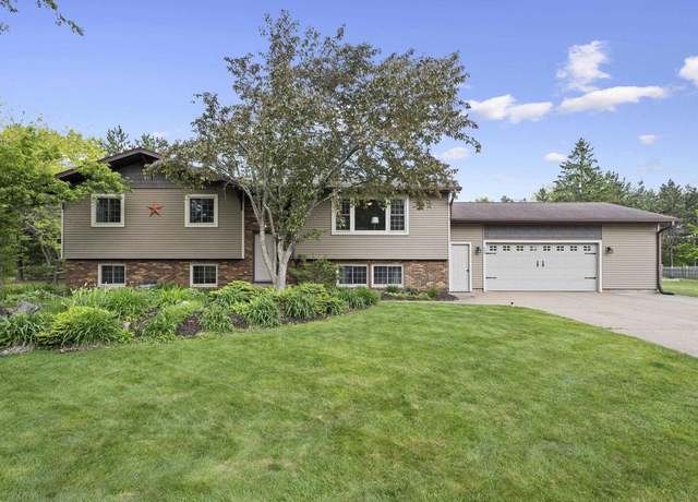 Property at 630 Coventry Dr, Plover, WI 54467, 4 beds, 3 baths