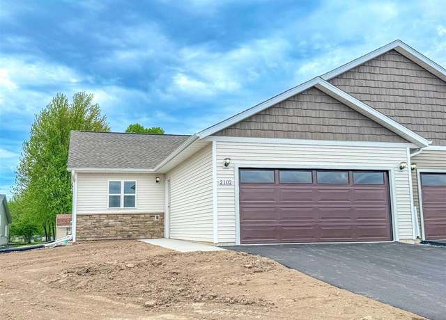 Property at 2102 S Ironwood Ave, Marshfield, WI 54449, 1 bed, 1.5 baths
