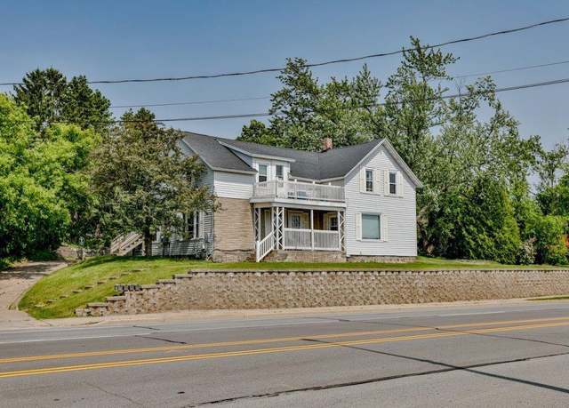 Property at 1305 Merrill Ave, Wausau, WI 54401, 6 beds, 4 baths