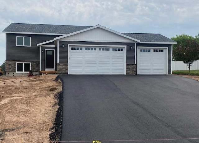 Property at 1403 Ellen Ct, Merrill, WI 54452, 4 beds, 3 baths