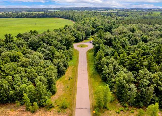 Property at 940 Clearview Ct, Plover, WI 54467