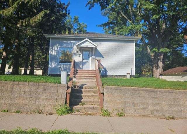 Property at 504 N Cleveland St, Merrill, WI 54452, 4 beds, 2 baths