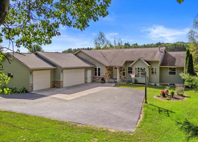 Property at 7695 Rustic Dr, Rosholt, WI 54473, 4 beds, 3.5 baths