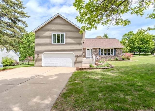 Property at 4019 Briarwood Ave, Wausau, WI 54403, 4 beds, 2.5 baths