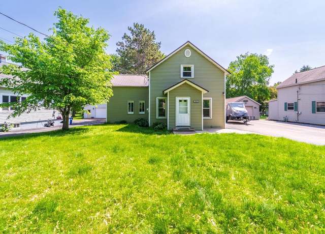 Property at 1419 Cleveland Ave, Wausau, WI 54401, 3 beds, 2 baths