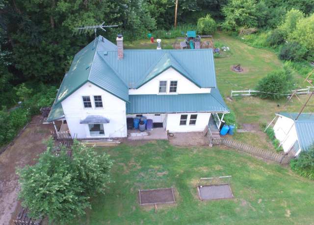 Property at 9506 County Road D, Almond, WI 54909, 3 beds, 1.5 baths