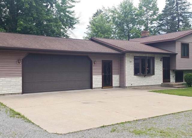 Property at 3821 90th Street North, Wisconsin Rapids, WI 54494, 3 beds, 1.5 baths