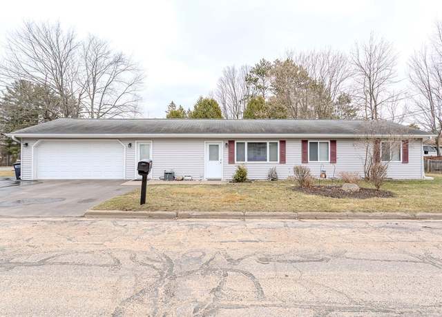 Property at 1327 River St, Rhinelander, WI 54501, 3 beds, 1.5 baths