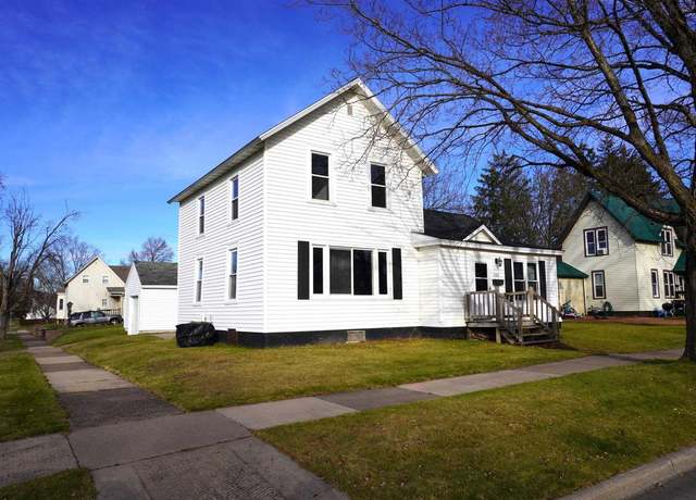 Property at 600 E 5th St, Merrill, WI 54452, 3 beds, 1 bath