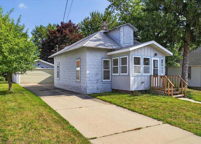 Property at 174 Wood Ave, Nekoosa, WI 54457, 2 beds, 1 bath