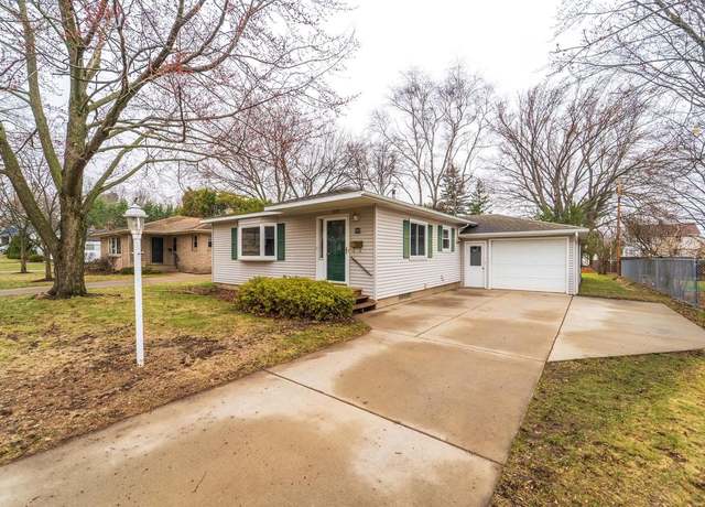 Property at 1010 Holub St, Wausau, WI 54401, 3 beds, 1 bath