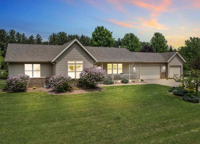 Property at 5640 Hunter Oaks Dr, Stevens Point, WI 54482, 3 beds, 3 baths