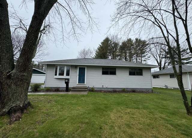 Property at 1702 Mathews St, Merrill, WI 54452, 3 beds, 1 bath