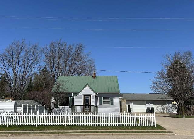 Property at 1216 Main St, Junction City, WI 54443, 2 beds, 1 bath