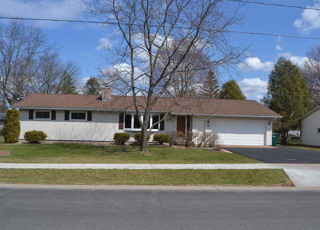 Property at 5211 Von Kanel St, Weston, WI 54476, 3 beds, 2.5 baths