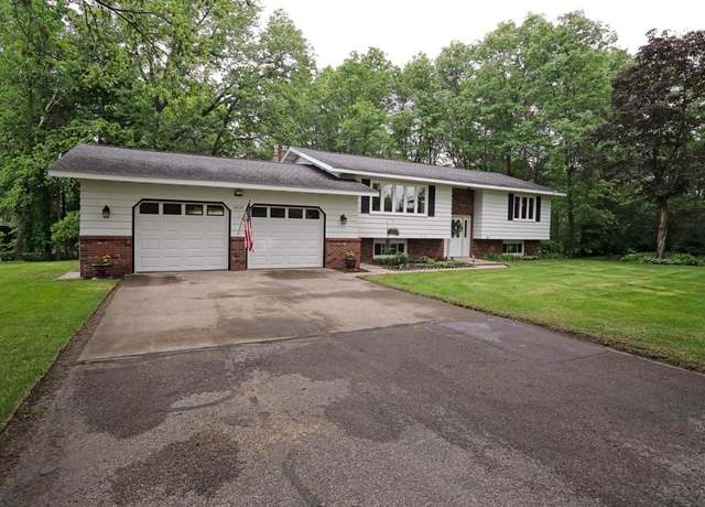 Property at 2410 Springville Dr, Plover, WI 54467, 4 beds, 2 baths