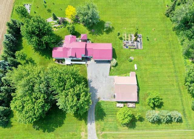 Property at 105449 County Line Rd, Stetsonville, WI 54480, 3 beds, 2 baths
