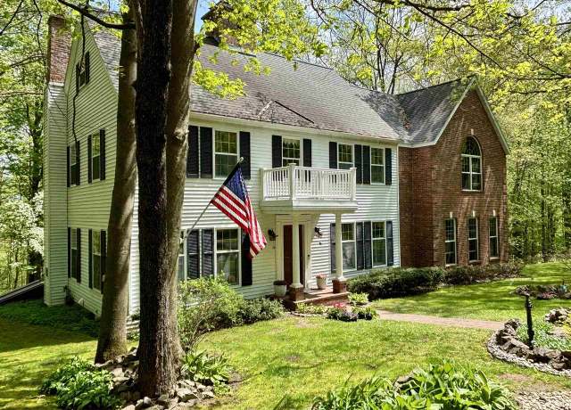 Property at 237687 N Troy St, Wausau, WI 54403, 4 beds, 3.5 baths
